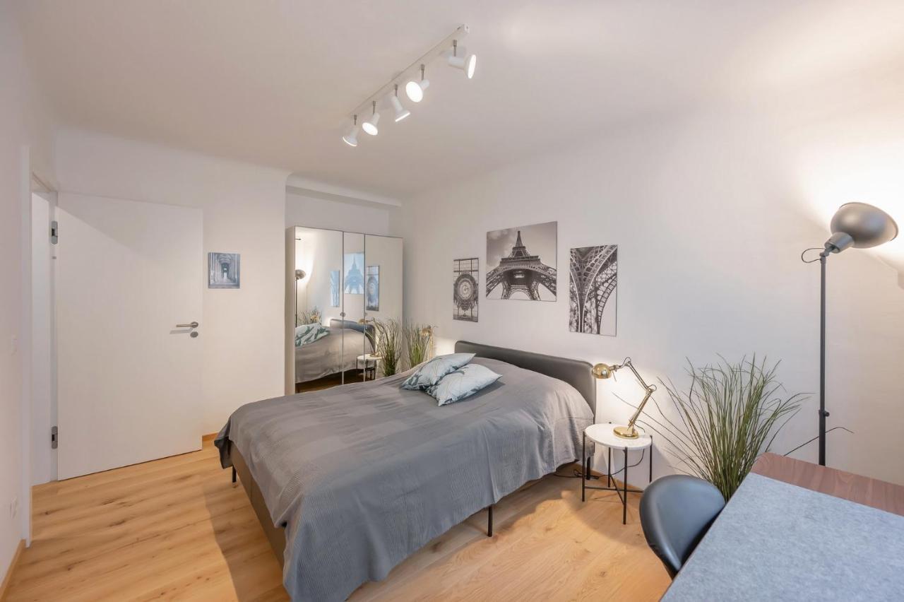 Modern City Center Apartment Wina Bagian luar foto