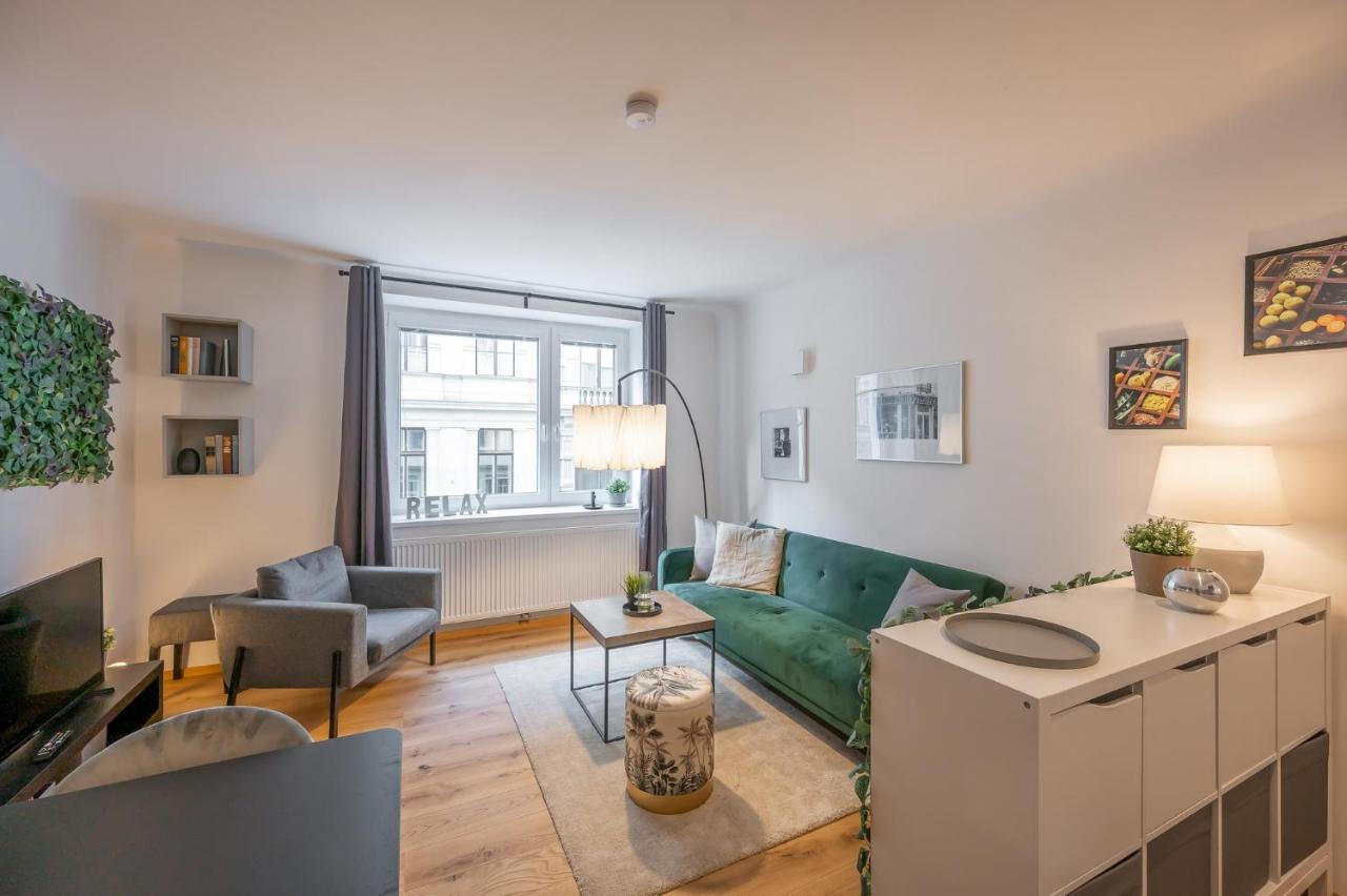 Modern City Center Apartment Wina Bagian luar foto