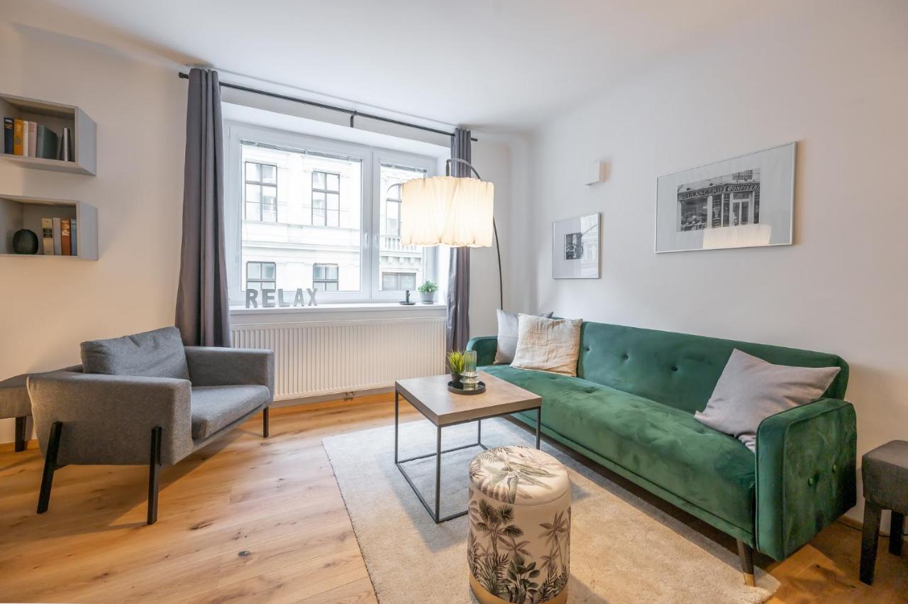 Modern City Center Apartment Wina Bagian luar foto